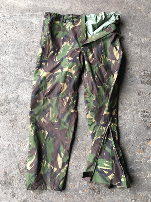 British Army Gore-Tex Trousers - Woodland DPM Camo - zipped dart