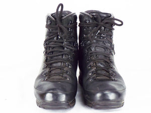 Dutch Army Mountain Boots - Meindl brand - Gore-Tex lined - Grade 1