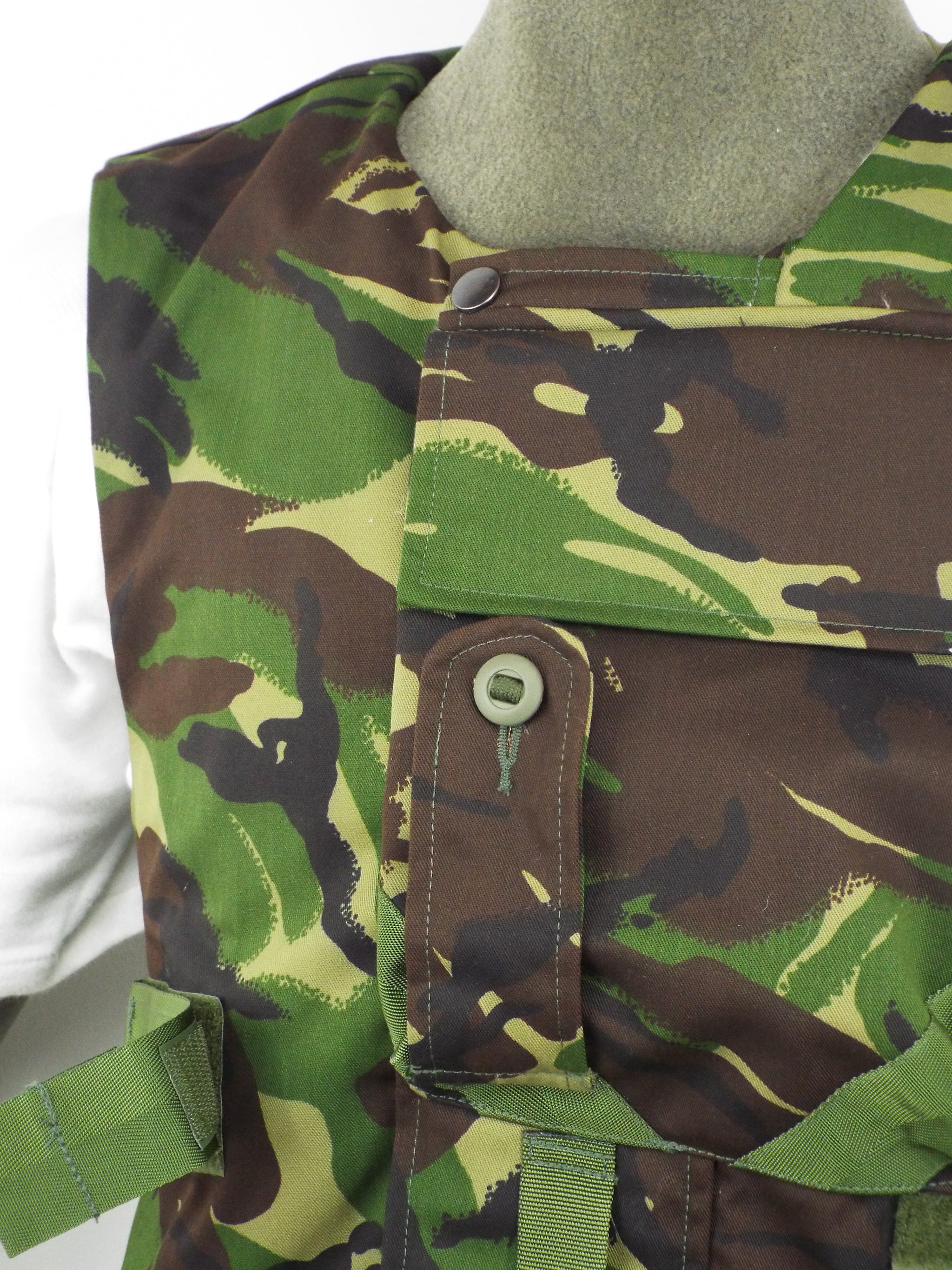 blauwe vinvis stuk Minimaal British DPM Woodland Camo Flak Vest/Body Armour cover - Genuine Britis -  Forces Uniform and Kit